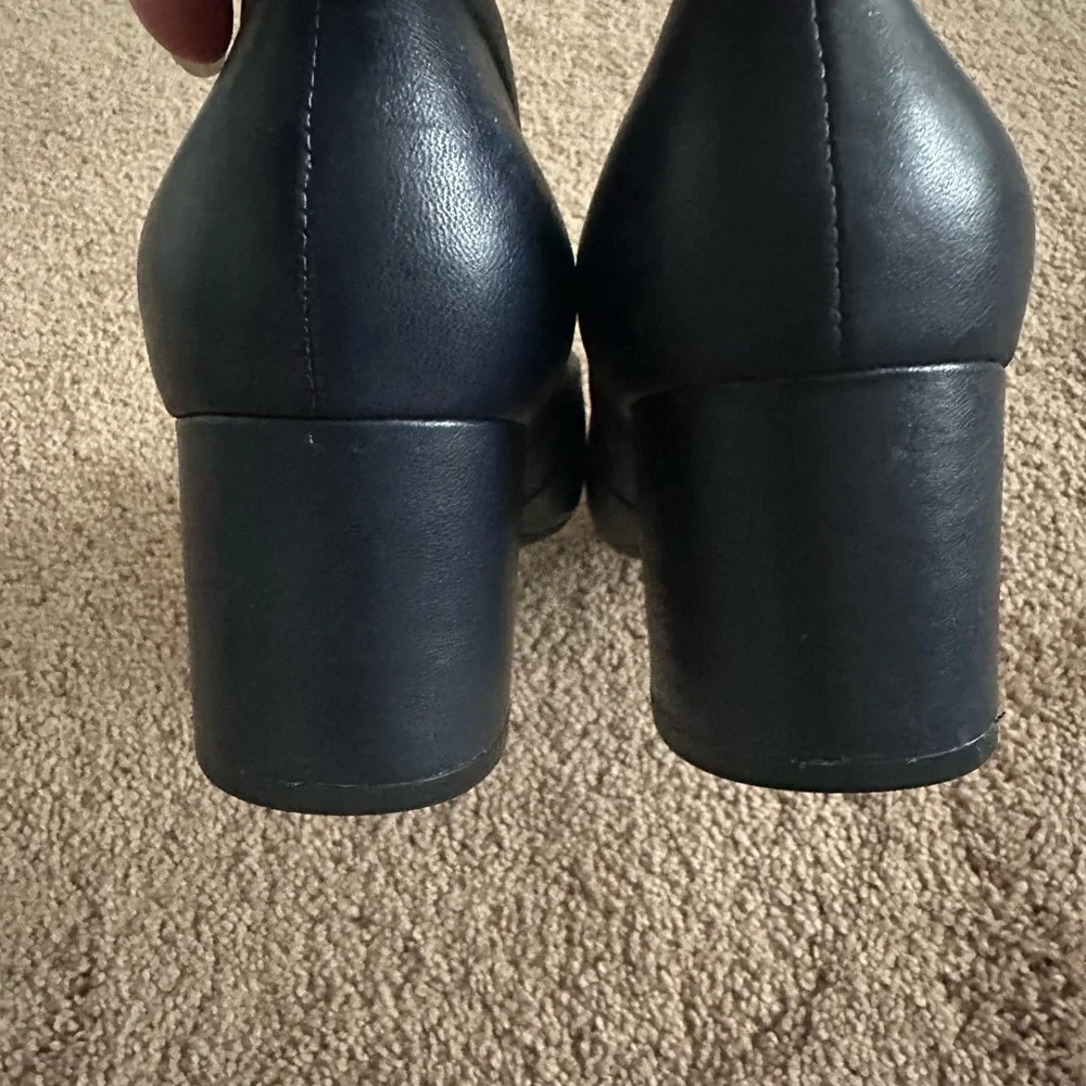Aerosoles Silver Star Navy Pumps High Heels Memory Foam Size 9 - Picture 5 of 5